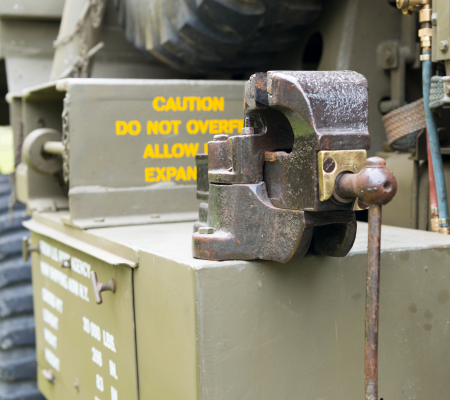 Vice in military repair